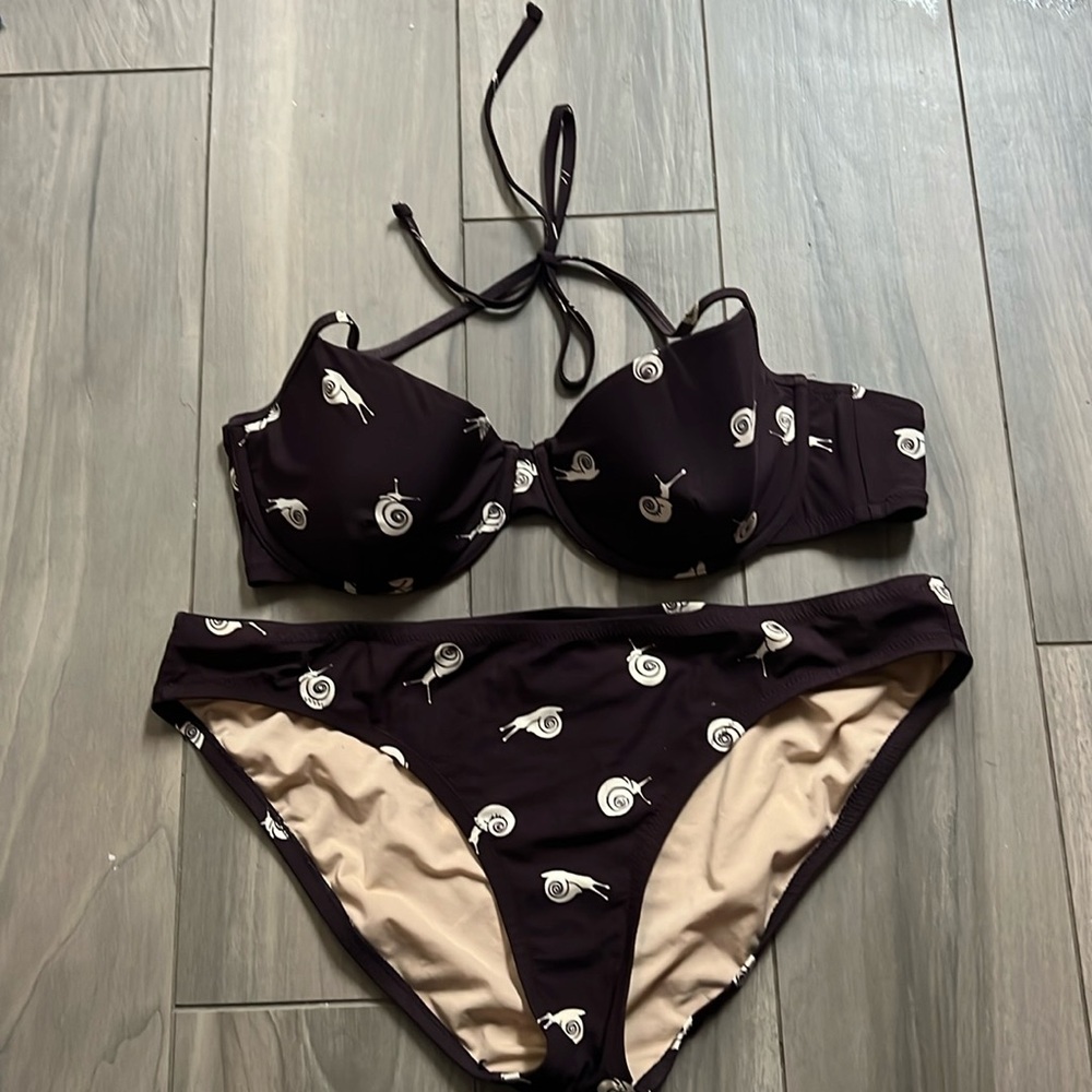 J Crew Snail Bikini M bottoms 36c top